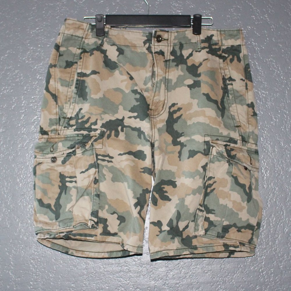 levi cargo sports